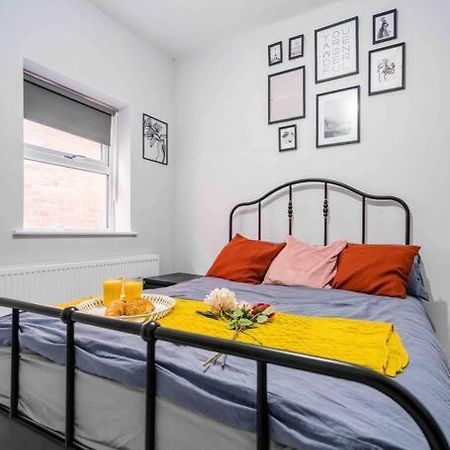 Modern Flat In Moseley With Free Parking Apartment Birmingham Ngoại thất bức ảnh