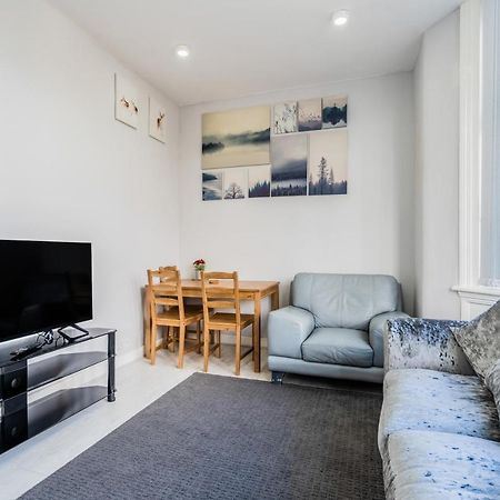 Modern Flat In Moseley With Free Parking Apartment Birmingham Ngoại thất bức ảnh
