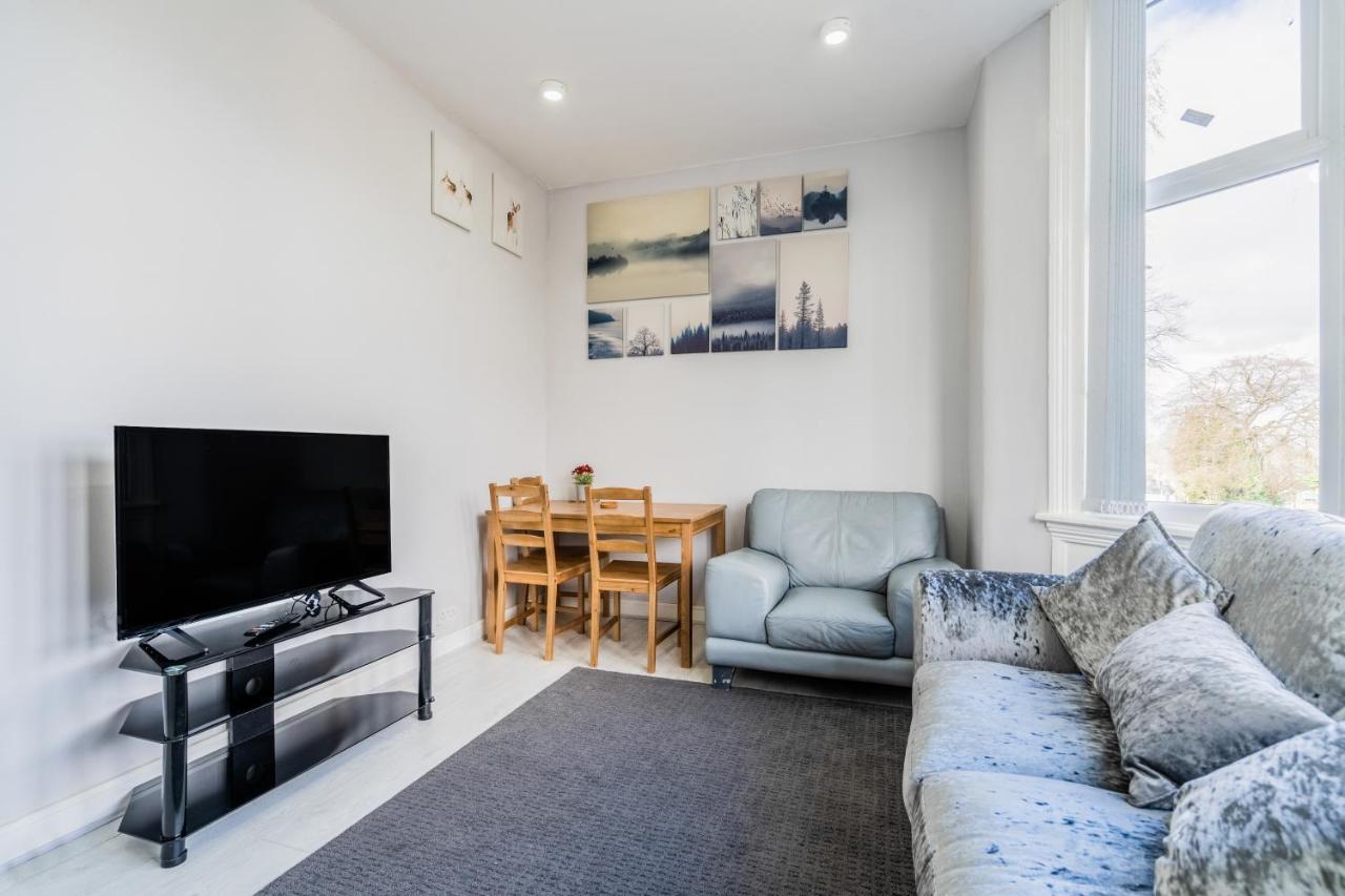 Modern Flat In Moseley With Free Parking Apartment Birmingham Ngoại thất bức ảnh