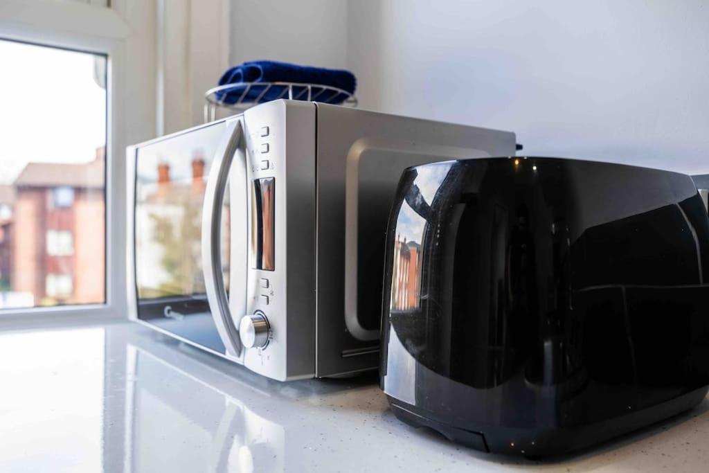 Modern Flat In Moseley With Free Parking Apartment Birmingham Ngoại thất bức ảnh